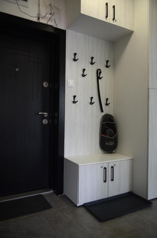 סופיה Brand New Apartment מראה חיצוני תמונה